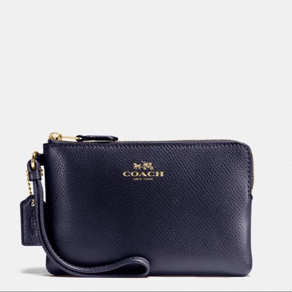 Coach Handbags - 🔥FINAL SALE🔥🆕BRAND NEW Blue Coach Wristlet